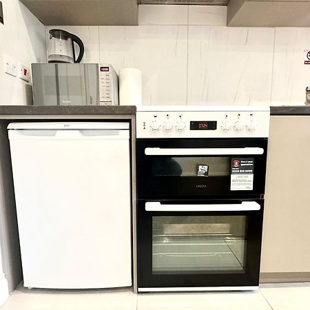Bright Modern, Private Apartment,15 Mins To Central London Hendon Luaran gambar